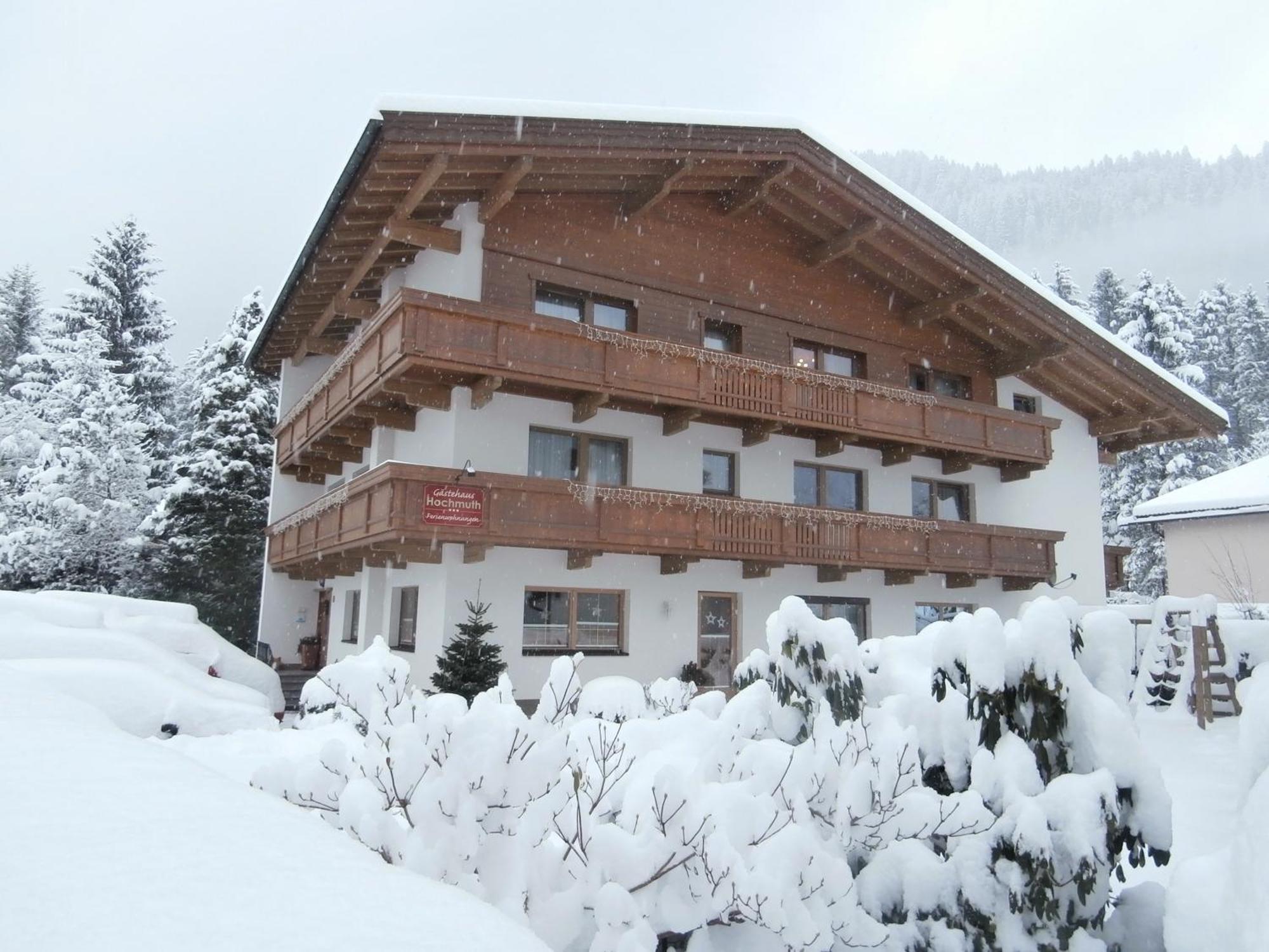 Gaestehaus Hochmuth Mayrhofen Exterior photo